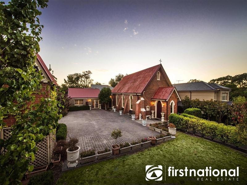 8 Palmerston Street, Berwick VIC 3806