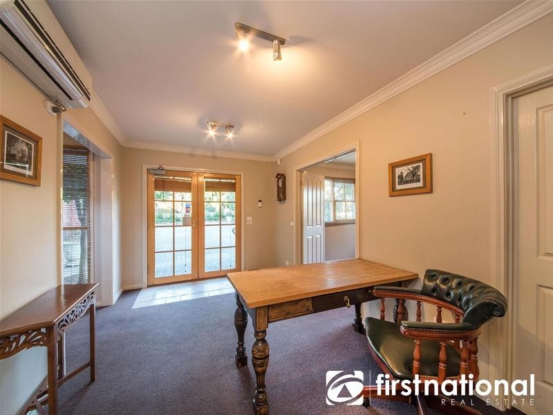 8 Palmerston Street, Berwick VIC 3806