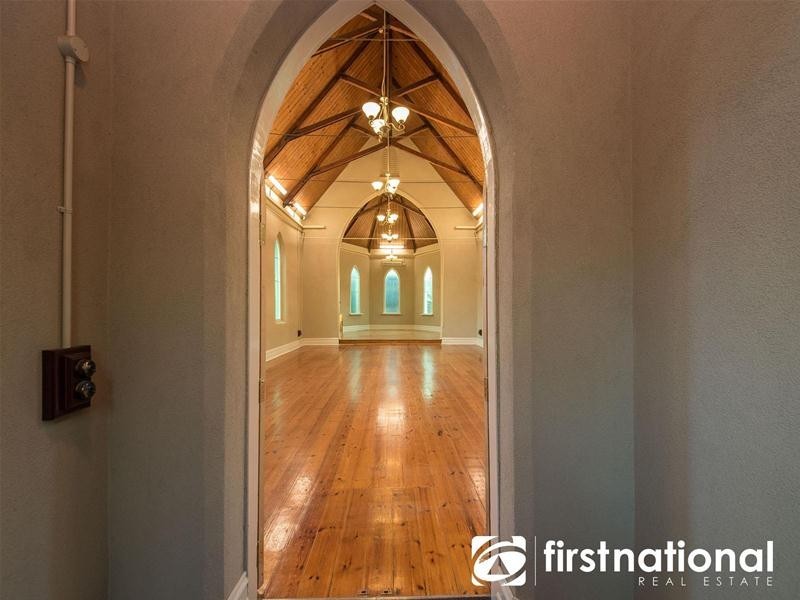 8 Palmerston Street, Berwick VIC 3806