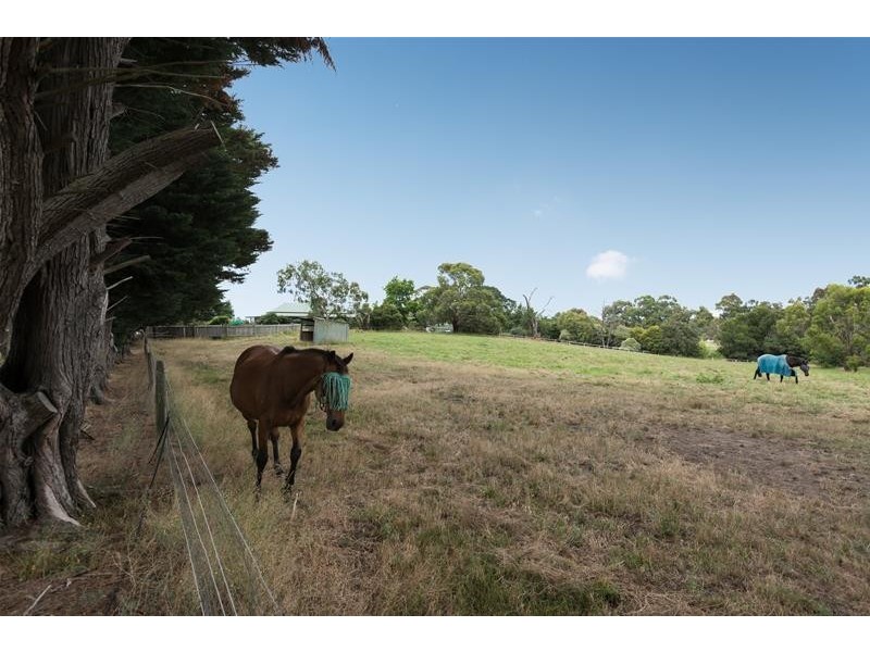 128 Tivendale Road, Officer VIC 3809