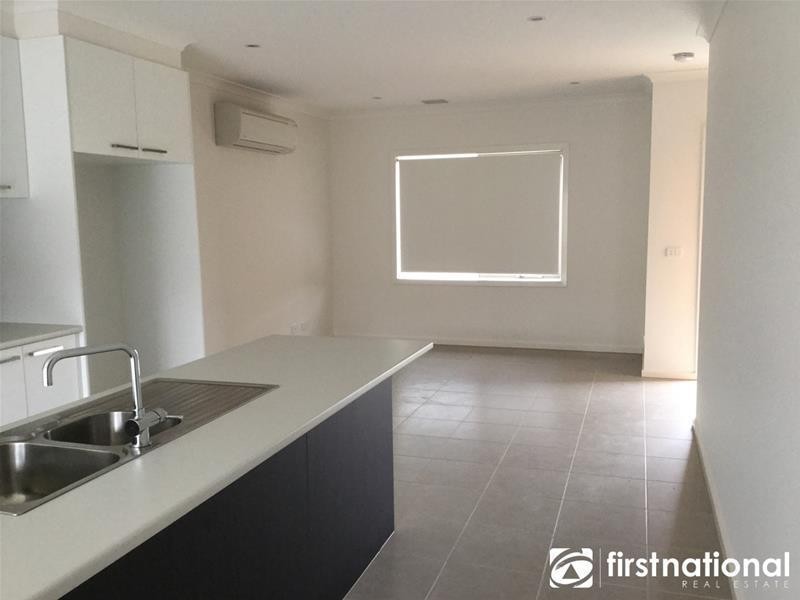 41/23 Atlantic  Drive, Pakenham VIC 3810