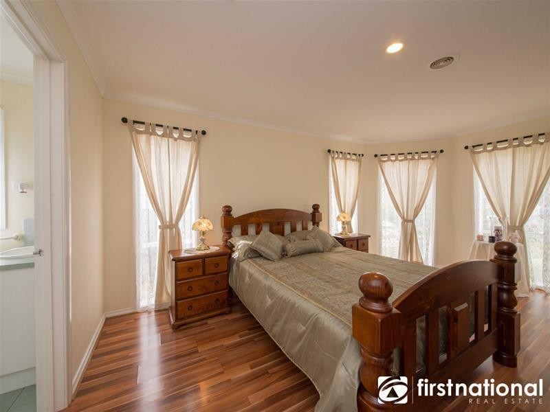 2 Gum Place, Pakenham VIC 3810