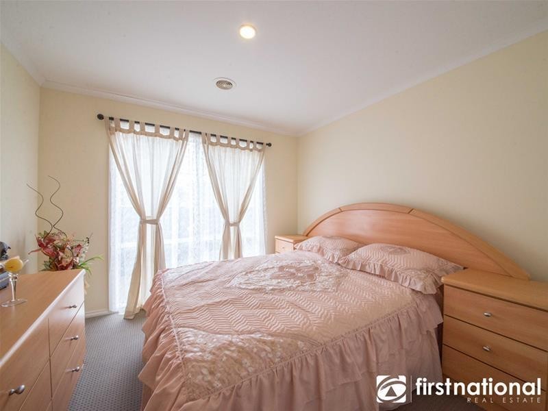 2 Gum Place, Pakenham VIC 3810