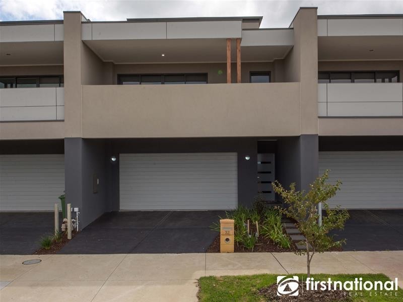 32 Swan Street, Pakenham VIC 3810