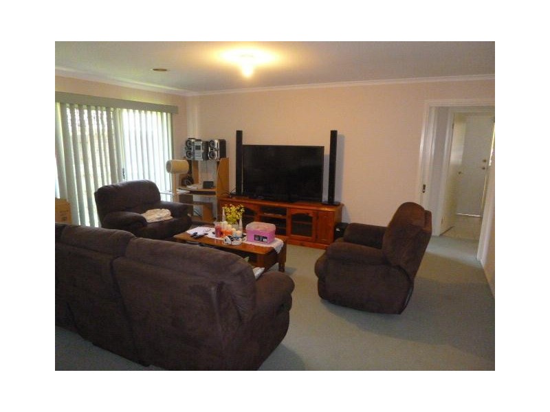 2 Harold Keys Drive, Narre Warren South VIC 3805