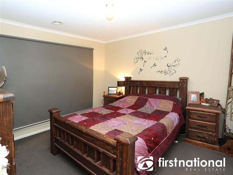 28 Walnut Way, Pakenham VIC 3810