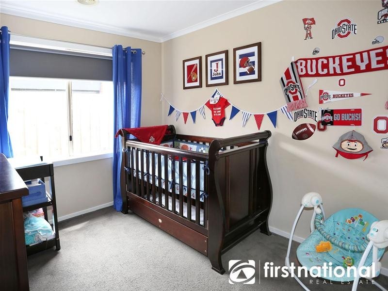 28 Walnut Way, Pakenham VIC 3810