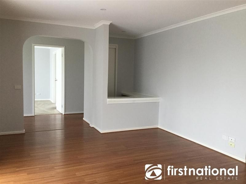 44 Eagle Drive, Pakenham VIC 3810