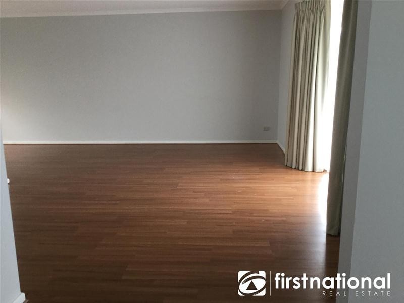 44 Eagle Drive, Pakenham VIC 3810