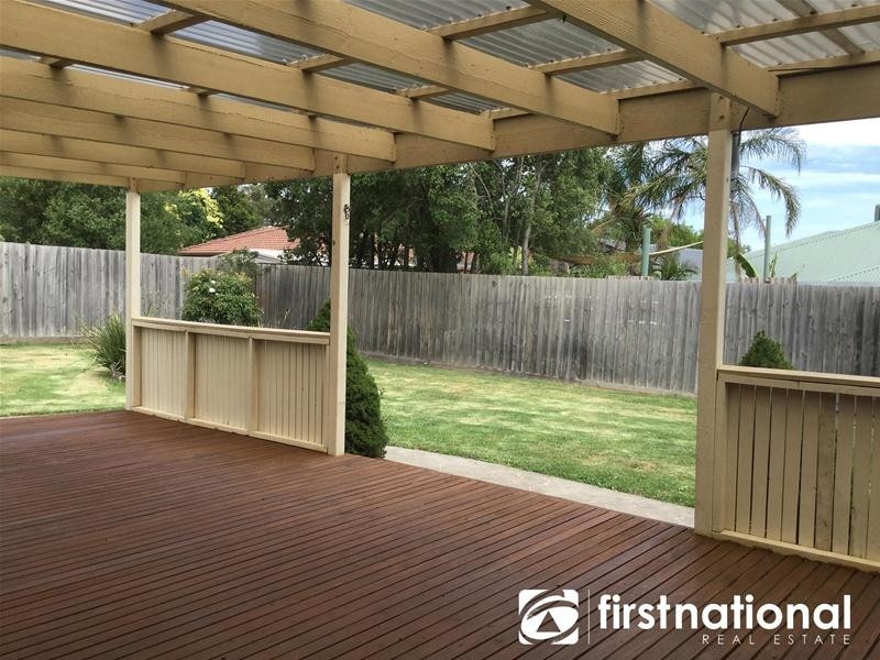 44 Eagle Drive, Pakenham VIC 3810