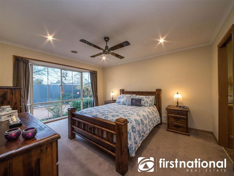 24 Kent Road, Narre Warren VIC 3805