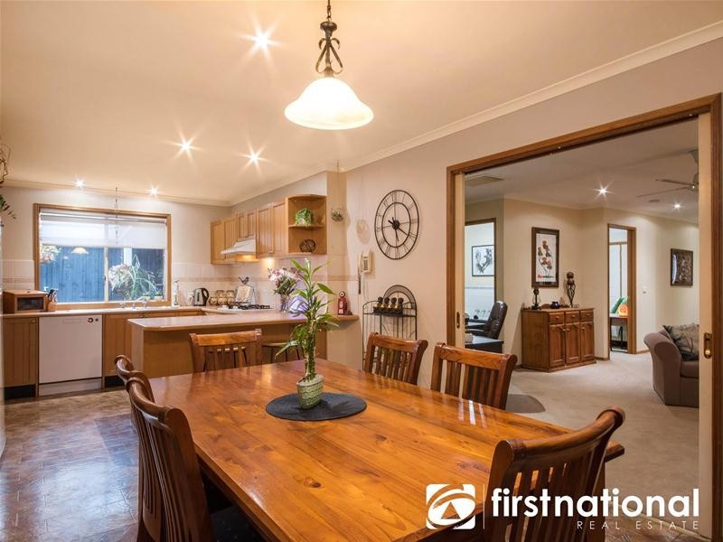 24 Kent Road, Narre Warren VIC 3805