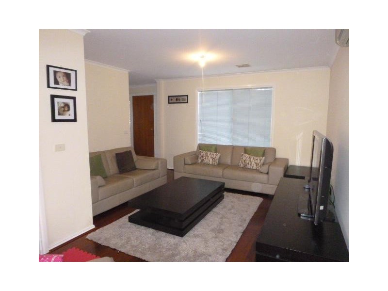 21B Murdoch Avenue, Narre Warren VIC 3805