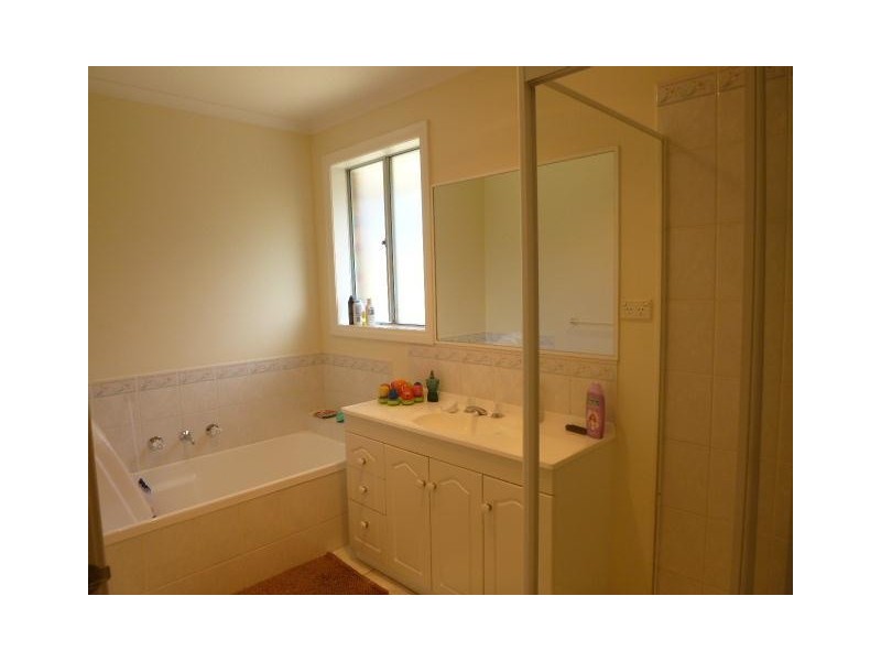 21B Murdoch Avenue, Narre Warren VIC 3805