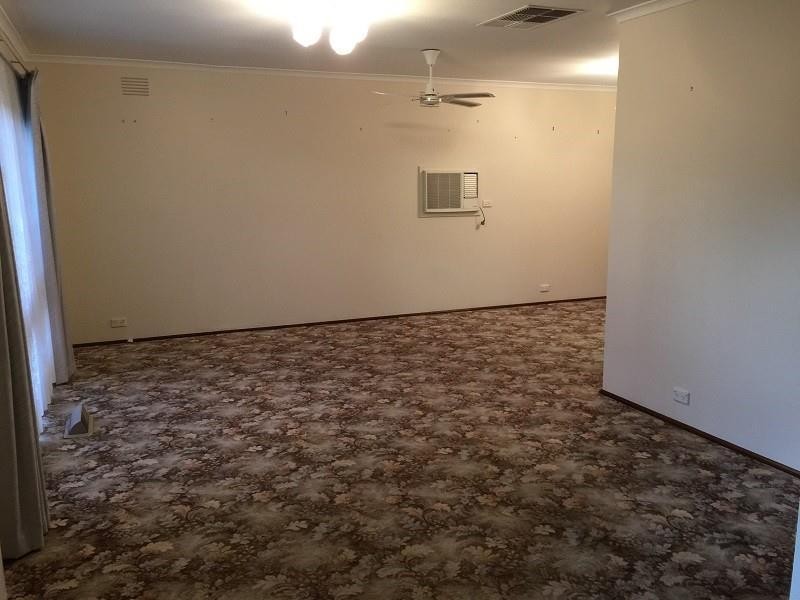 21 Evan Street, Berwick VIC 3806