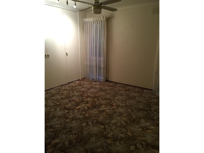 21 Evan Street, Berwick VIC 3806