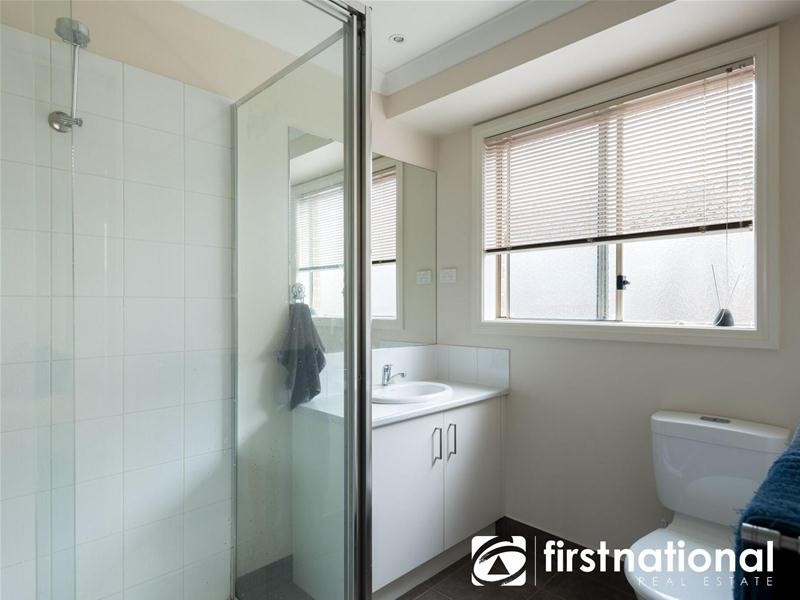 7 Bambi Place, Pakenham VIC 3810