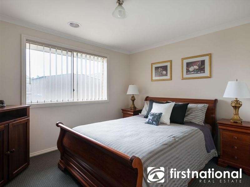 7 Bambi Place, Pakenham VIC 3810