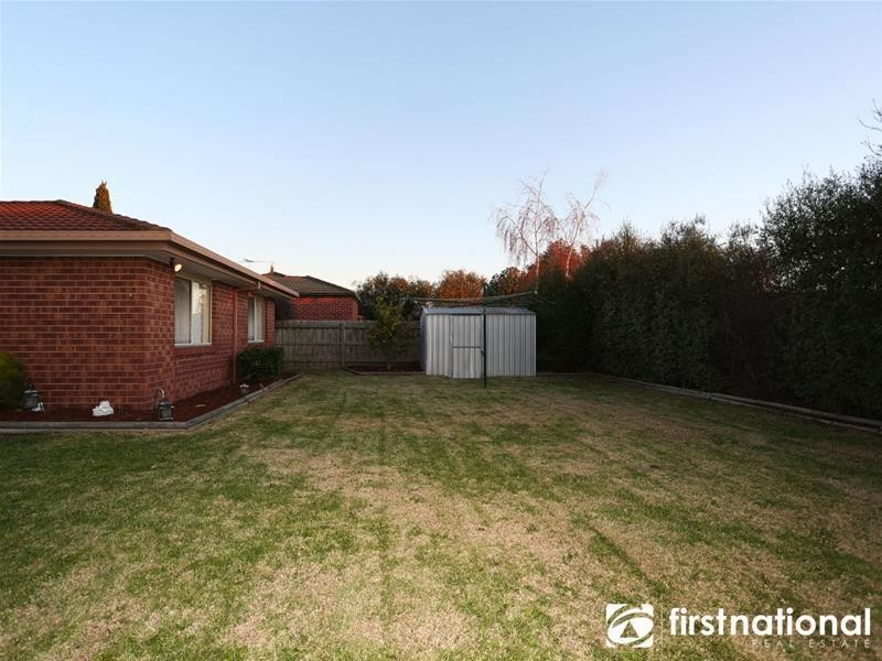 9 McCartney Drive, Narre Warren South VIC 3805