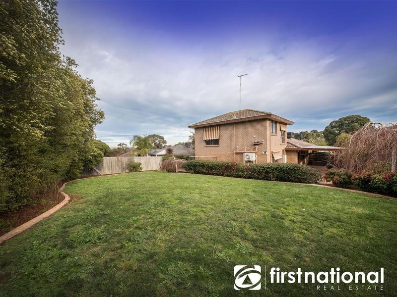 63 Charles Green Avenue, Endeavour Hills VIC 3802