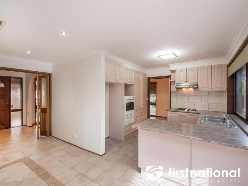63 Charles Green Avenue, Endeavour Hills VIC 3802