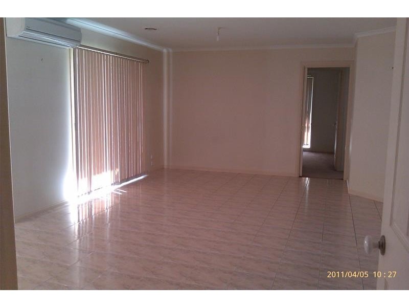 44 Kendall Drive, Narre Warren VIC 3805