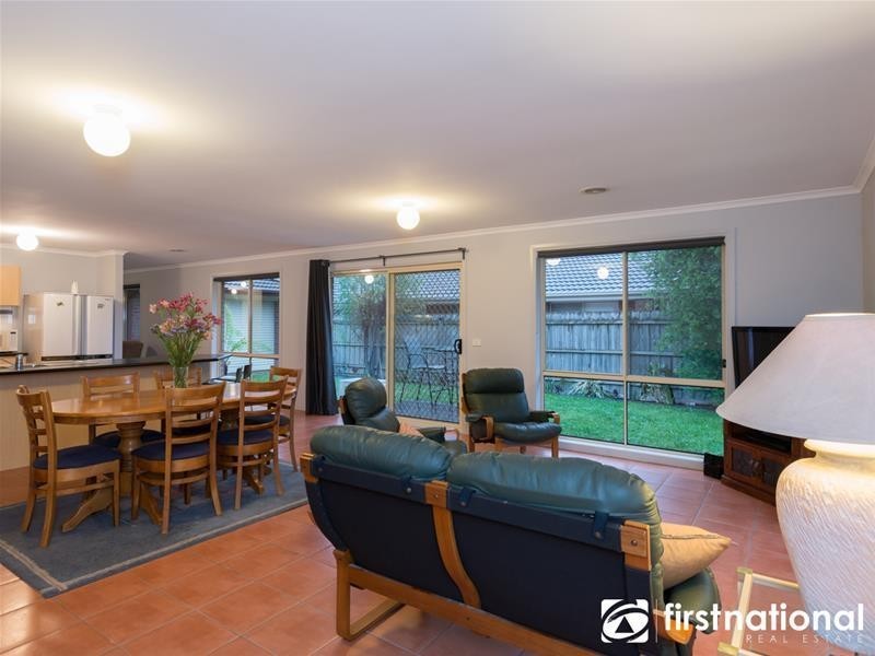 49 Parkwood Avenue, Narre Warren South VIC 3805