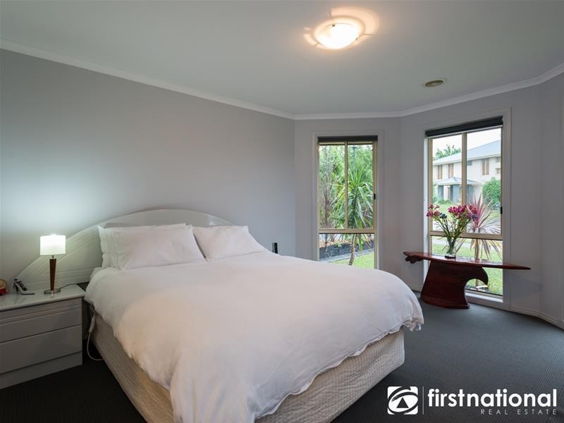 49 Parkwood Avenue, Narre Warren South VIC 3805