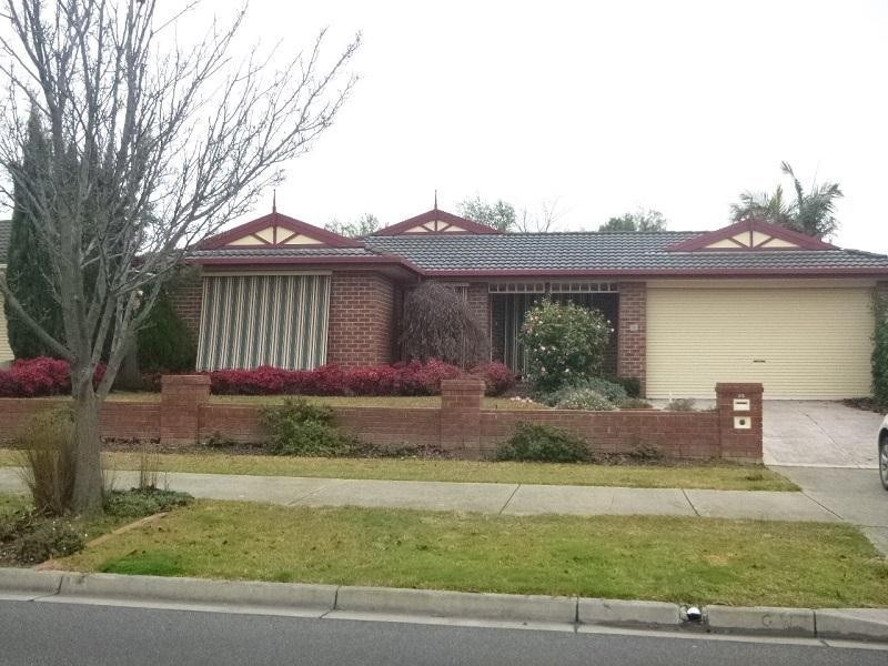 53 The Promenade, Narre Warren South VIC 3805