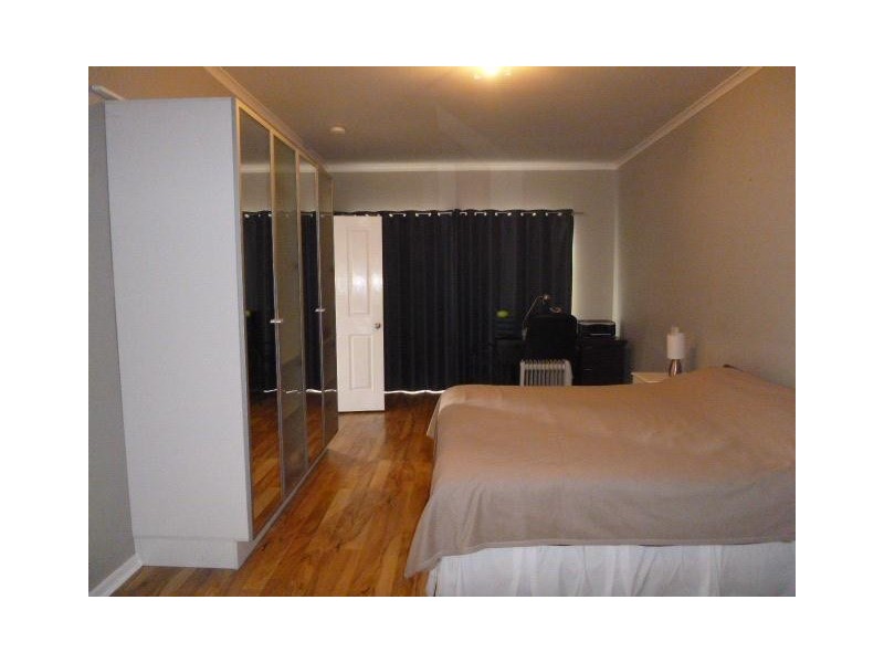 2 Mountain Flat Road, Narre Warren East VIC 3804