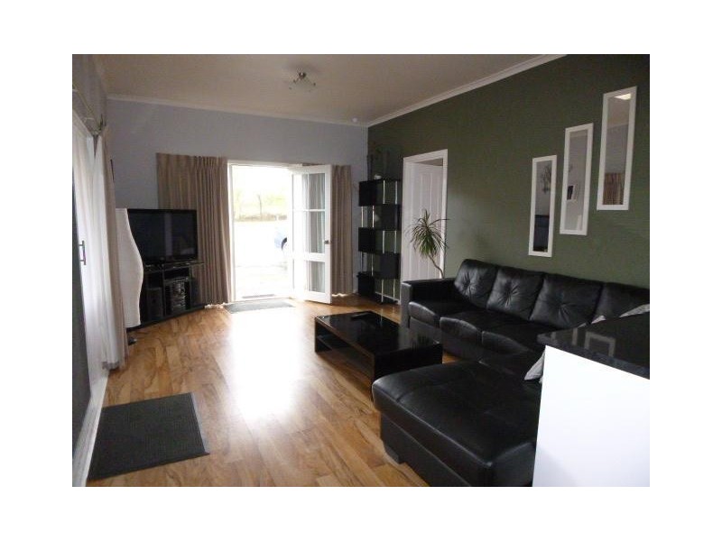 2 Mountain Flat Road, Narre Warren East VIC 3804