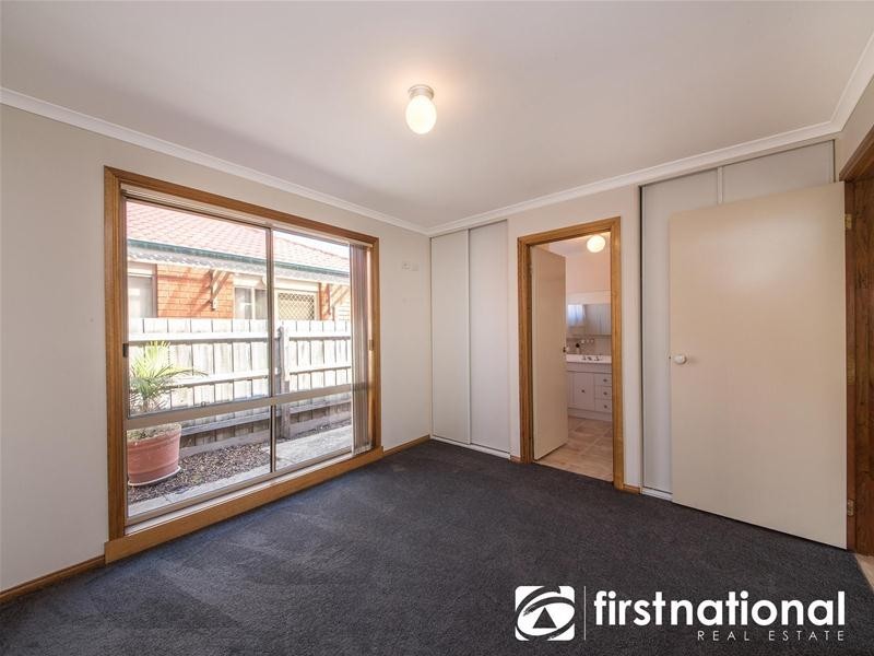 7 Lauren Square, Pakenham VIC 3810