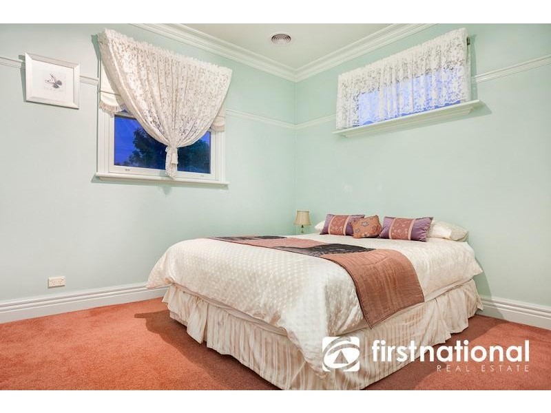 4 Fairway Court, Pakenham VIC 3810