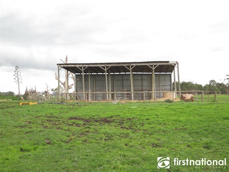 Lot 2/885 McDonalds Drain Road, Pakenham South VIC 3810