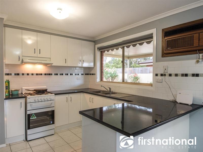 27 Maria Crescent, Pakenham VIC 3810