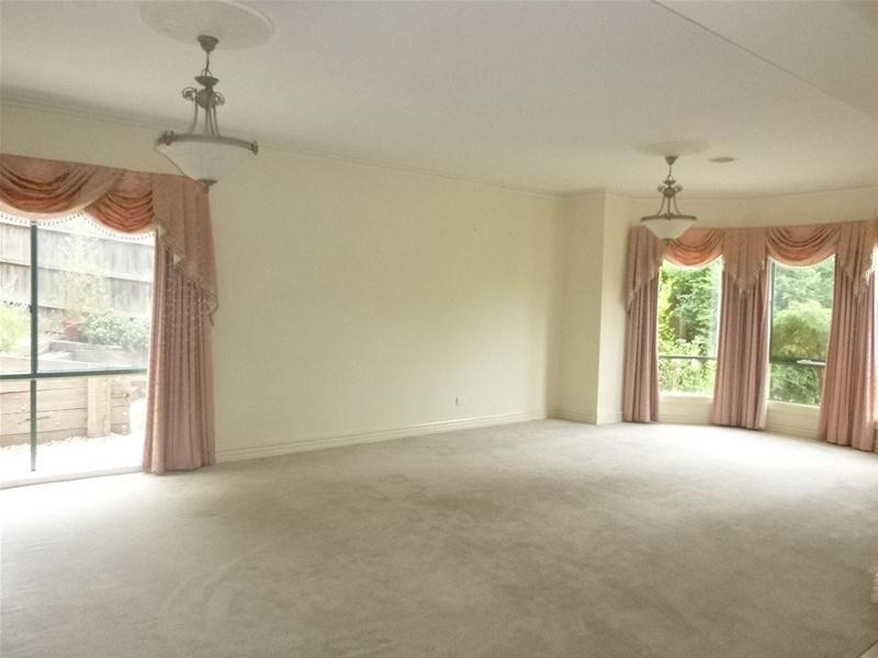 11 Gavinton Place, Berwick VIC 3806