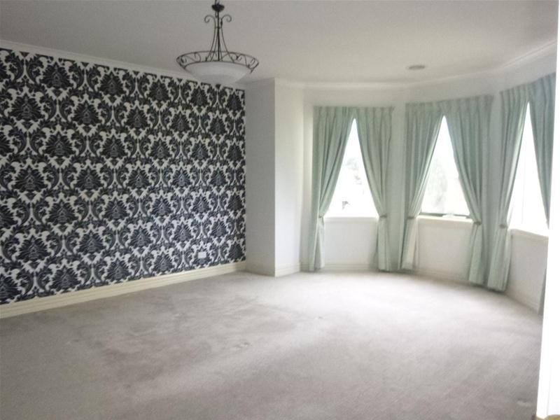 11 Gavinton Place, Berwick VIC 3806