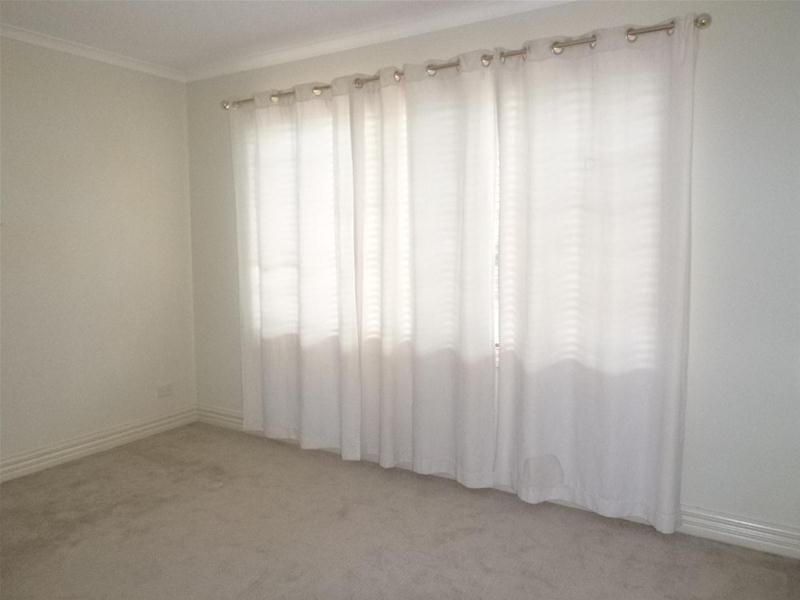 11 Gavinton Place, Berwick VIC 3806