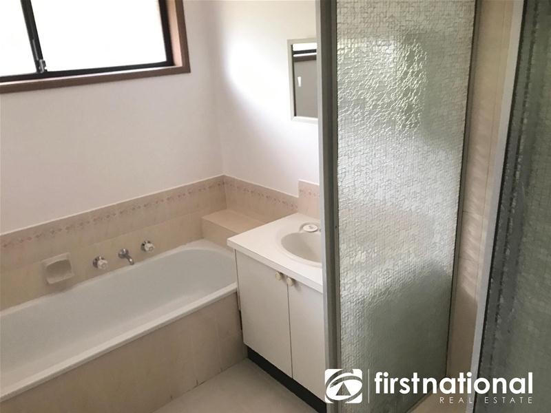 5 Jade Court, Narre Warren VIC 3805