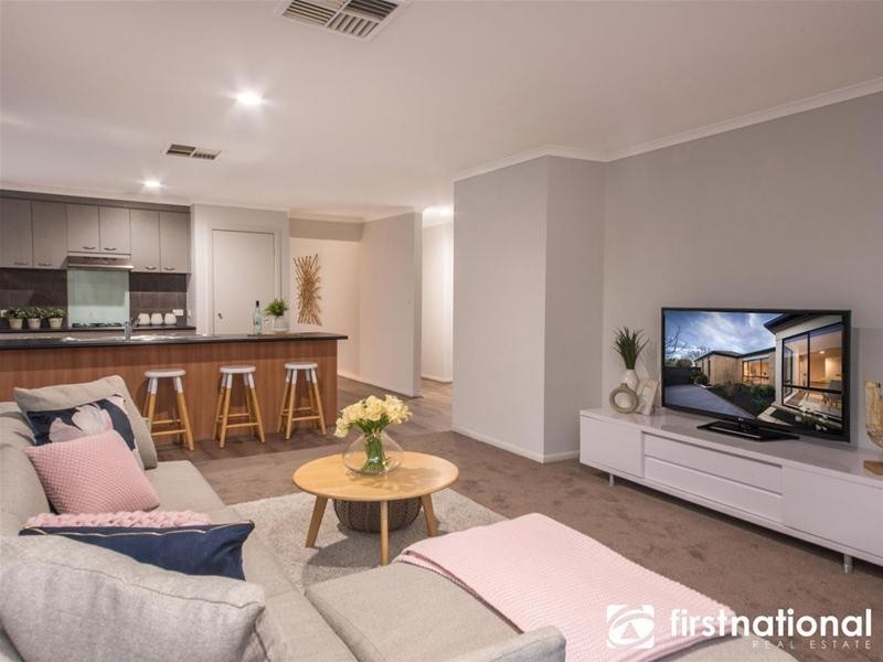 135 Bellevue Drive, Berwick VIC 3806