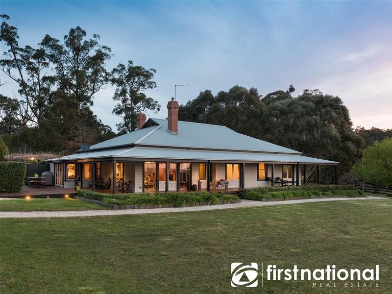 40 Rainy Hill Road, Cockatoo VIC 3781