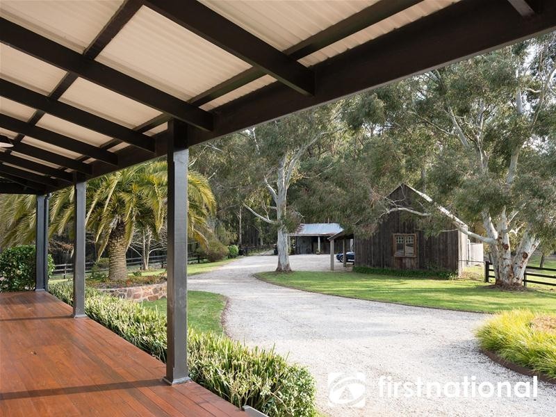 40 Rainy Hill Road, Cockatoo VIC 3781
