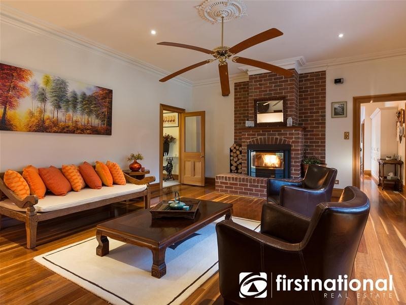 40 Rainy Hill Road, Cockatoo VIC 3781