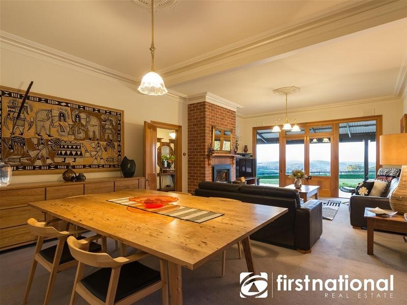 40 Rainy Hill Road, Cockatoo VIC 3781