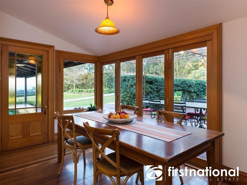 40 Rainy Hill Road, Cockatoo VIC 3781