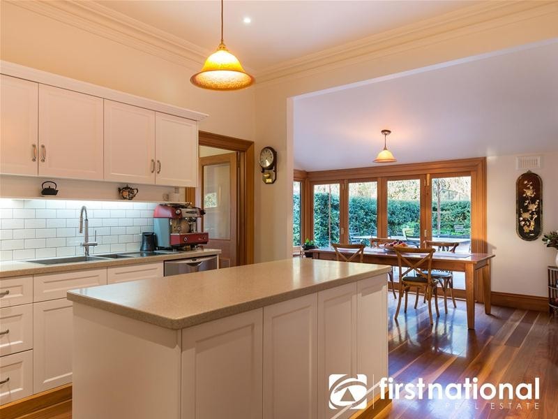 40 Rainy Hill Road, Cockatoo VIC 3781