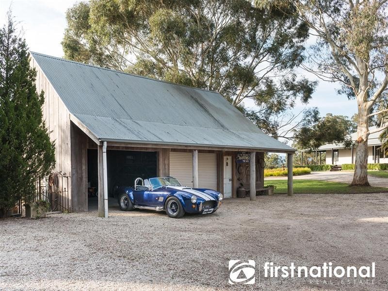 40 Rainy Hill Road, Cockatoo VIC 3781