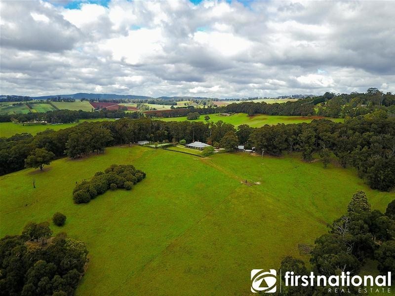 40 Rainy Hill Road, Cockatoo VIC 3781