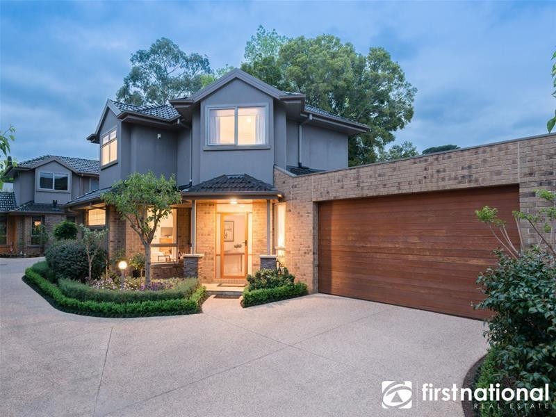 2/43 Peel  Street, Berwick VIC 3806