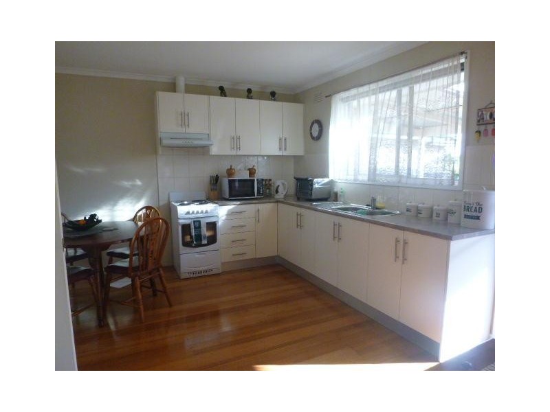 1/9 Rhoden Grove, Eumemmerring VIC 3177